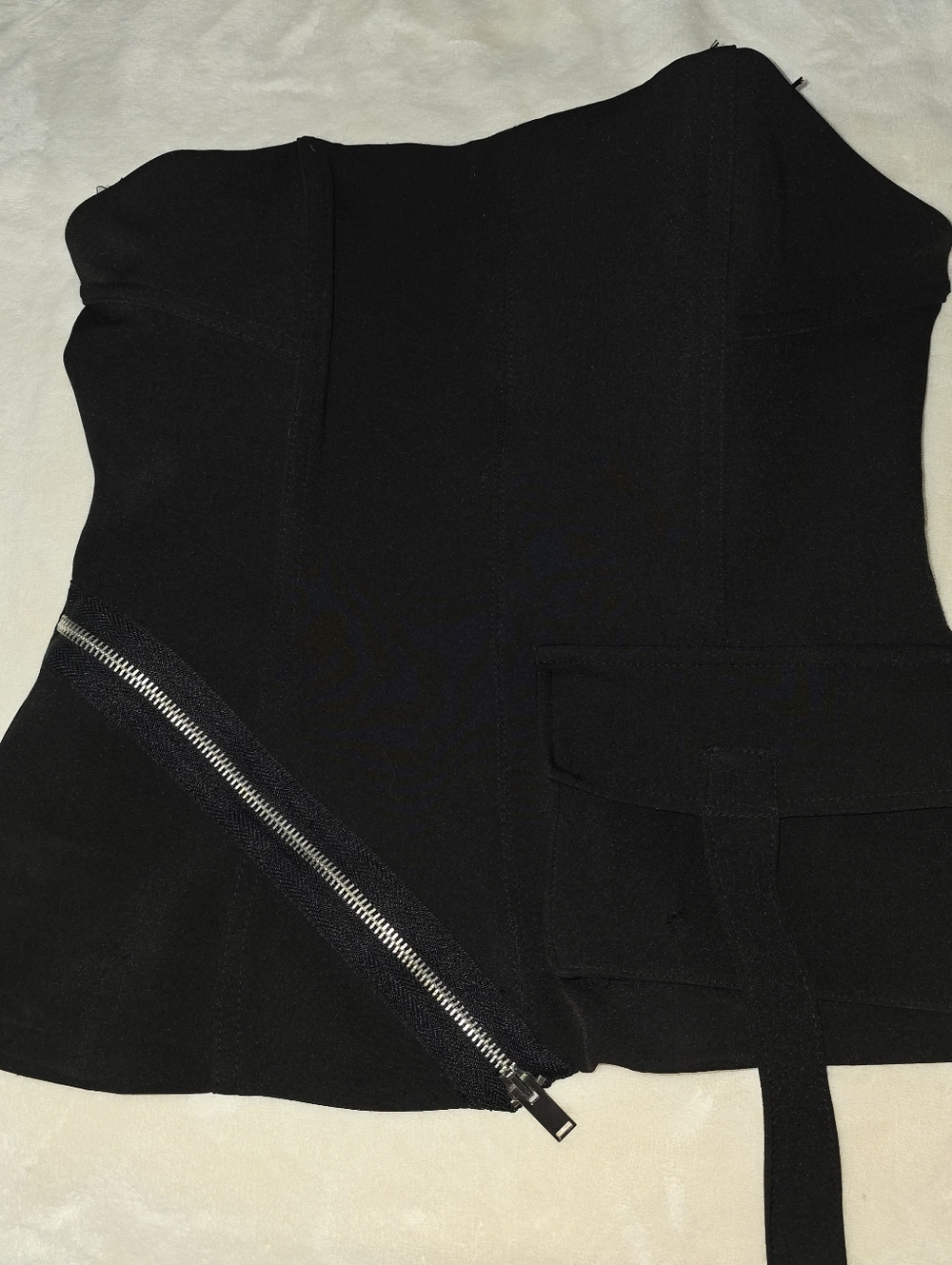Sleek Zara black tube corset top